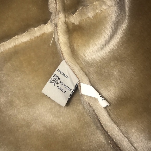 *Bacci Designed in Italy faux Sued & Fur Vest. Size Large - Picture 5 of 8